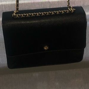 Large Tory Burch Robinson Crossbody